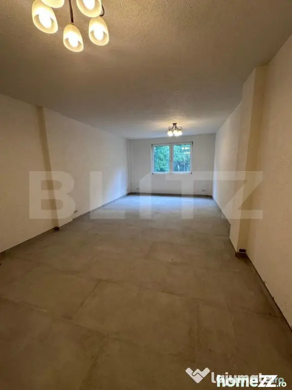 Spatiu birou central, 90mp, Radauti