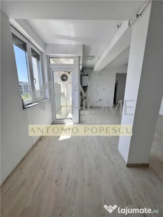 Apartament 3 camere, 2 locuri de parcare, bloc nou, Ploiest