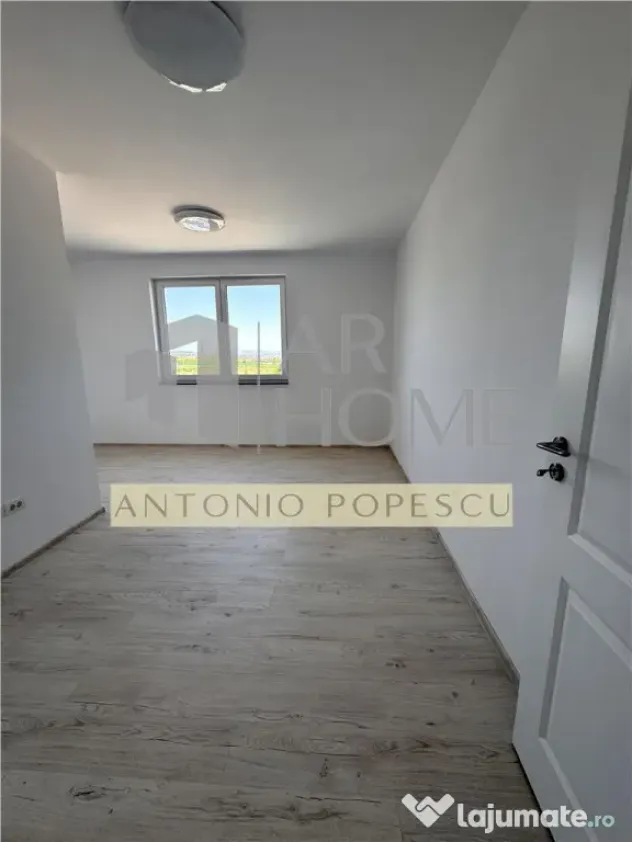 Apartament 3 camere, 2 locuri de parcare, bloc nou, Ploiest