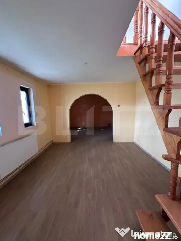Casa individuala, zona centrala, 200mp, teren 1200 mp, Radau - Radauti (Suceava)
