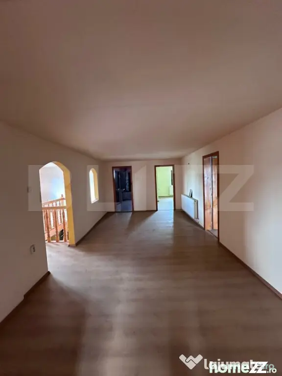 Casa individuala, zona centrala, 200mp, teren 1200 mp, Radau - Radauti (Suceava)