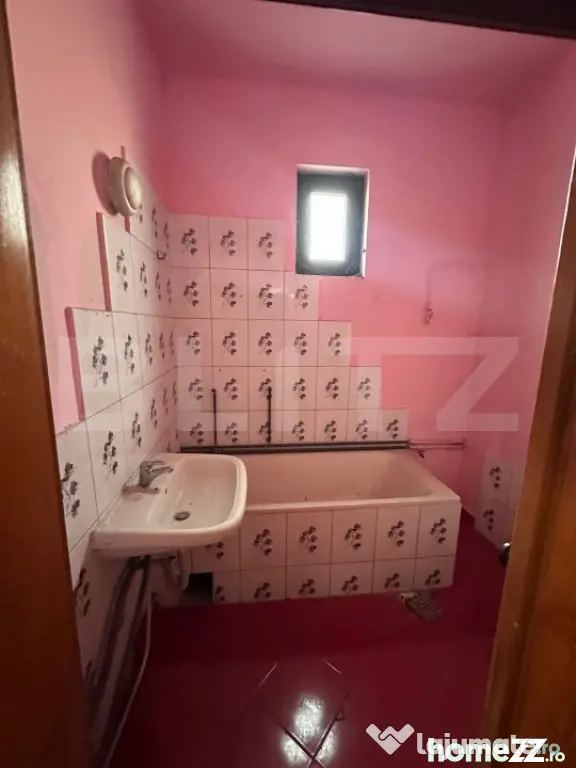 Casa individuala, zona centrala, 200mp, teren 1200 mp, Radau - Radauti (Suceava)