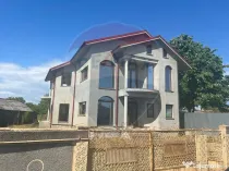 Casă / Vilă 6 camere Rastoaca