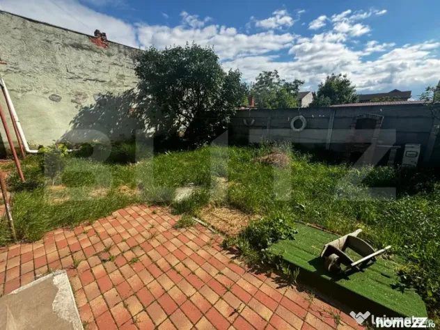 Casă de vanzare, cu 3 camere, 100 mp, zona Burdea - Satu Mare (Satu-Mare)