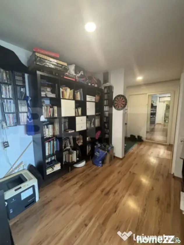 Apartament decomandat cu 3 camere în zona Torontalului