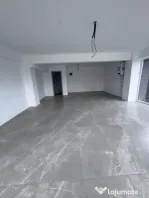 Spatiu comercial, cladire noua , finisat