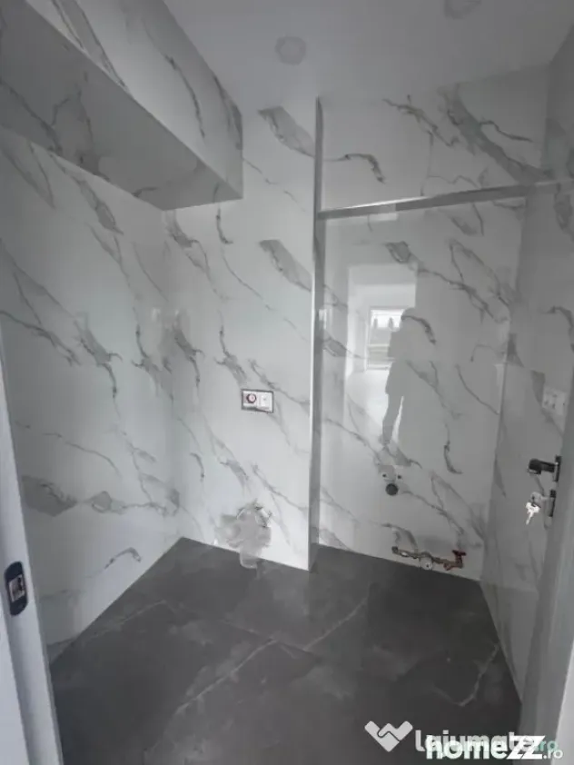 Spatiu comercial, cladire noua , finisat