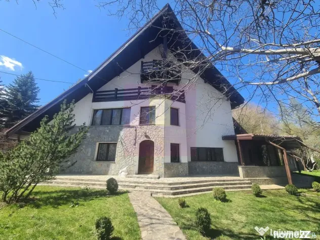 Vila de vanzare in Breaza - Zona Breaza de Sus