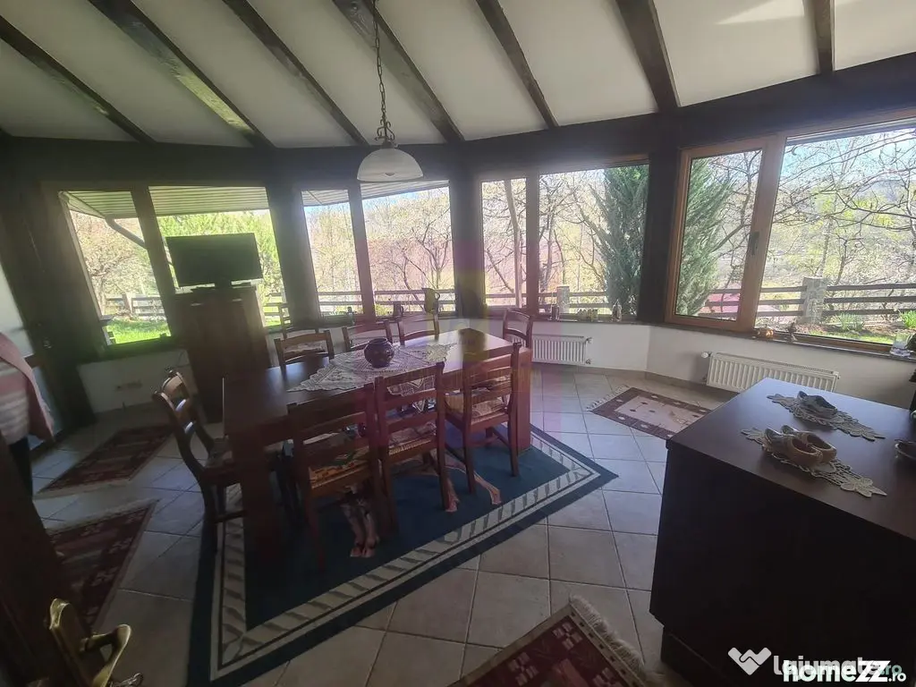 Vila de vanzare in Breaza - Zona Breaza de Sus