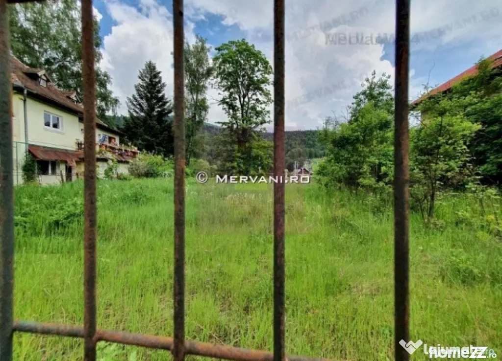 Teren de vânzare in Bușteni (zona Ultracentrală)