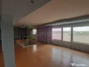 Două Etaje în Vilă în zona Voluntari de Închiriat 