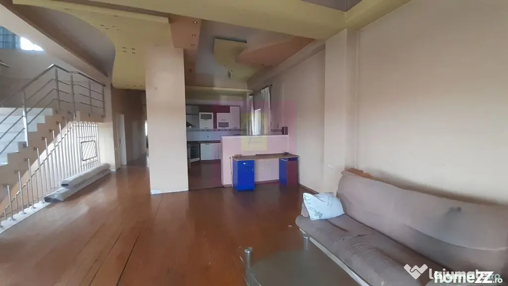 Două Etaje în Vilă în zona Voluntari de Închiriat