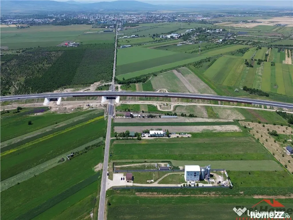 Teren 14.300 mp, D=50 ml, langa nod autrostrada A7