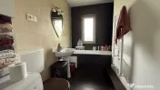 Apartament de vânzare 3 camere strada Rozelor 
