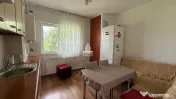 Apartament de vânzare 3 camere strada Rozelor 