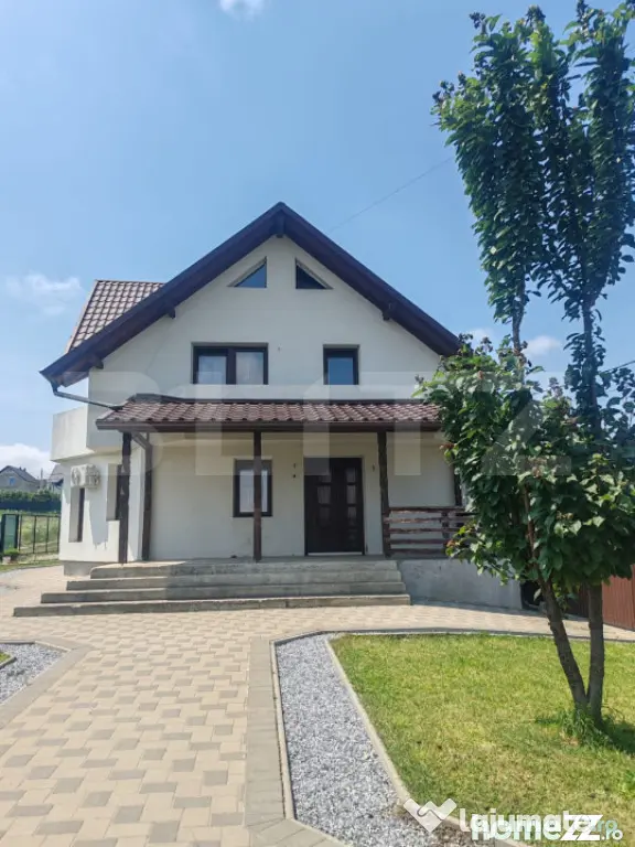 Casă individuală, 200 mp, 9 Ari teren, zona Ipotești - Suceava (Suceava)