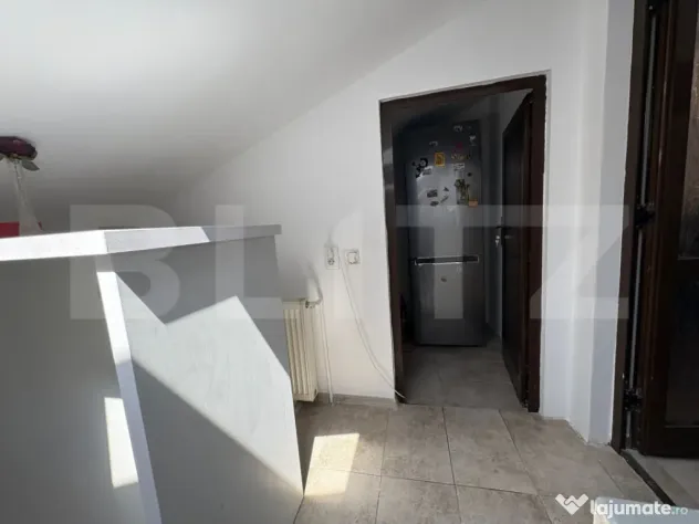 Apartament de 3 camere in zona Campului