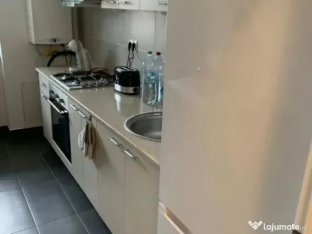 1 camera in zona Sagului
