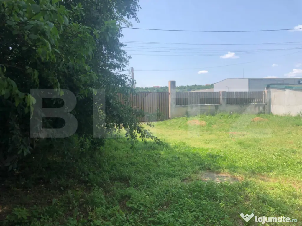Casă P+M, teren generos 924 mp, Ideală pentru locuit + act