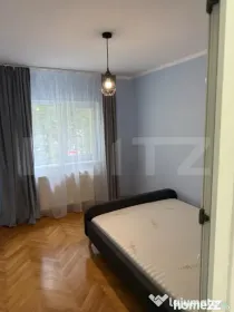 Apartament 4 camere, modern, parcare, zona UMF