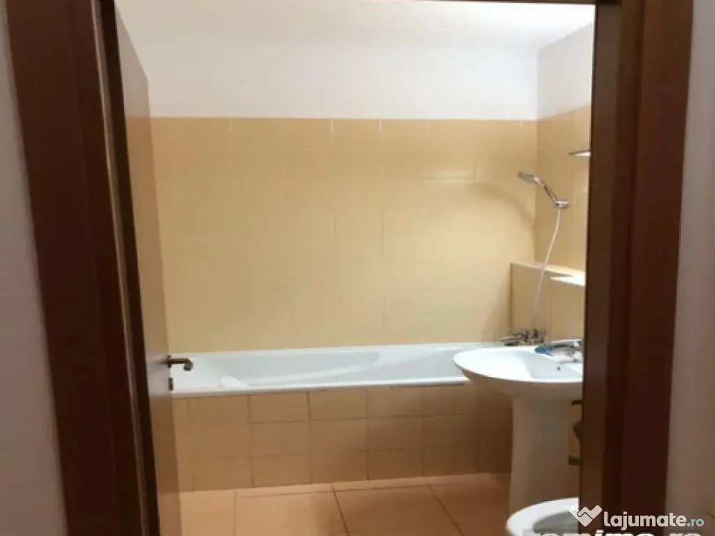 2 camere in zona Circumvalatiunii