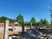 Intravilan 480 mp , loc de casa , zona padure Baicoi Prahova 