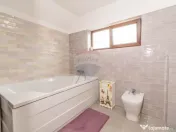 Casa de vanzare, Jucu de Sus teren 811mp, 4 Camere, 2 Bai... 