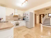 Casa de vanzare, Jucu de Sus teren 811mp, 4 Camere, 2 Bai... 