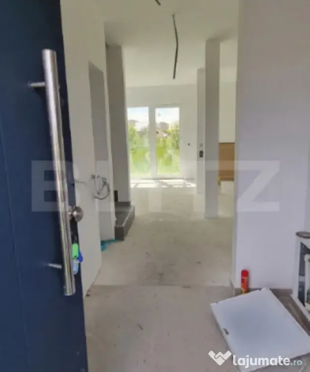 ???? Duplex de vanzare, cu 4 camere, cu priveliște panorami