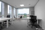 Birouri ce pot fi personalizate pentru 3 persoane în Spaces Unirii