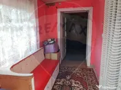 Casă cu 4 camere si teren de vânzare in com. Husasau de... 