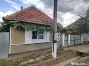 Casă cu 4 camere si teren de vânzare in com. Husasau de... 