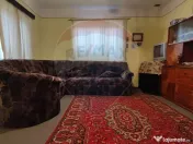 Casă cu 4 camere si teren de vânzare in com. Husasau de... 