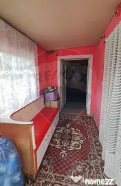 Casă cu 4 camere si teren de vânzare in com. Husasau de... 