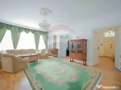 Casă cu 4 camere de închiriat în zona Ultracentrală 