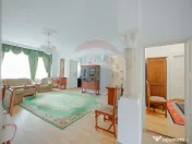 Casă cu 4 camere de închiriat în zona Ultracentrală 