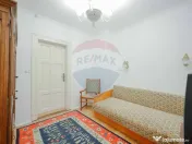 Casă cu 4 camere de închiriat în zona Ultracentrală 