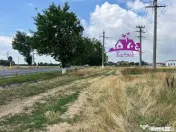 Teren la intrare in localitatea Gepiu 