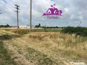Teren la intrare in localitatea Gepiu 