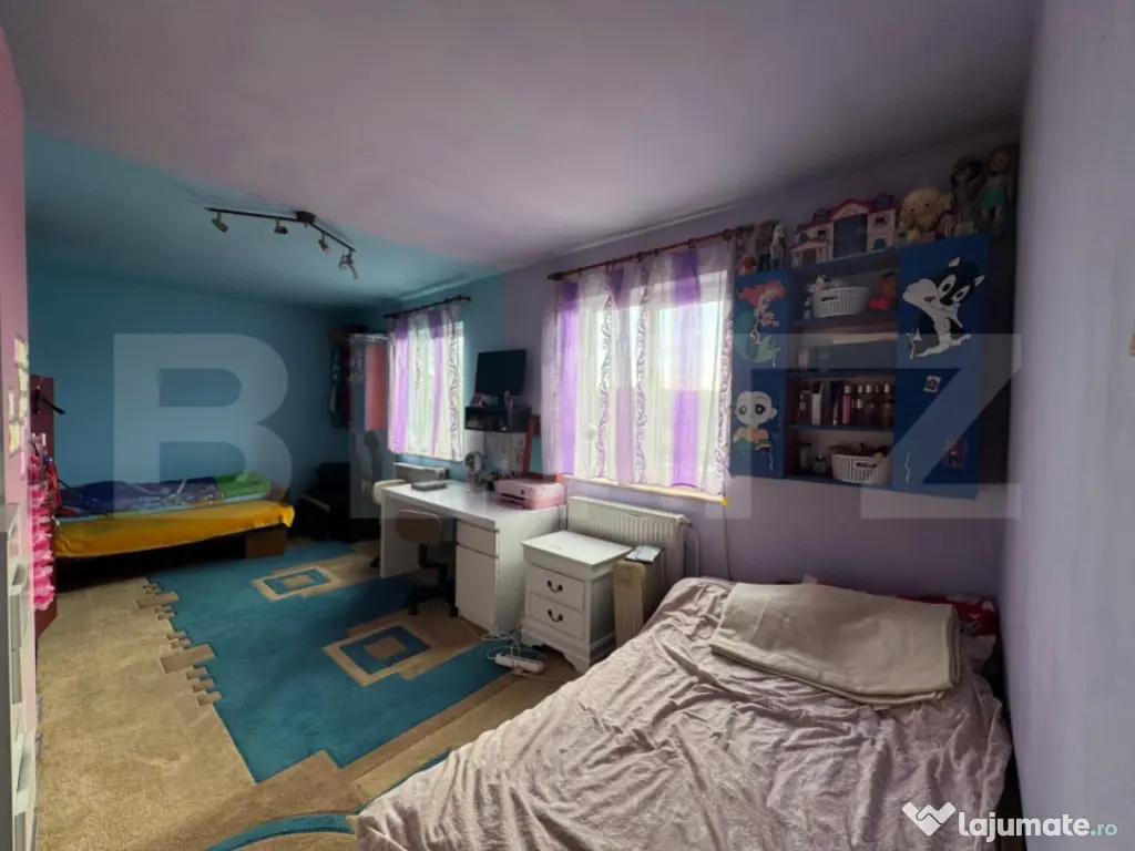 Casa de vanzare, cu 4 camere, 180 mp, in Simeria