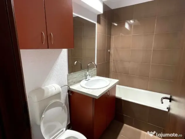 1 camera in zona Medicinei