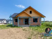 Casă la roșu, Hemeiuș ! 