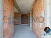 Casă la roșu, Hemeiuș ! 