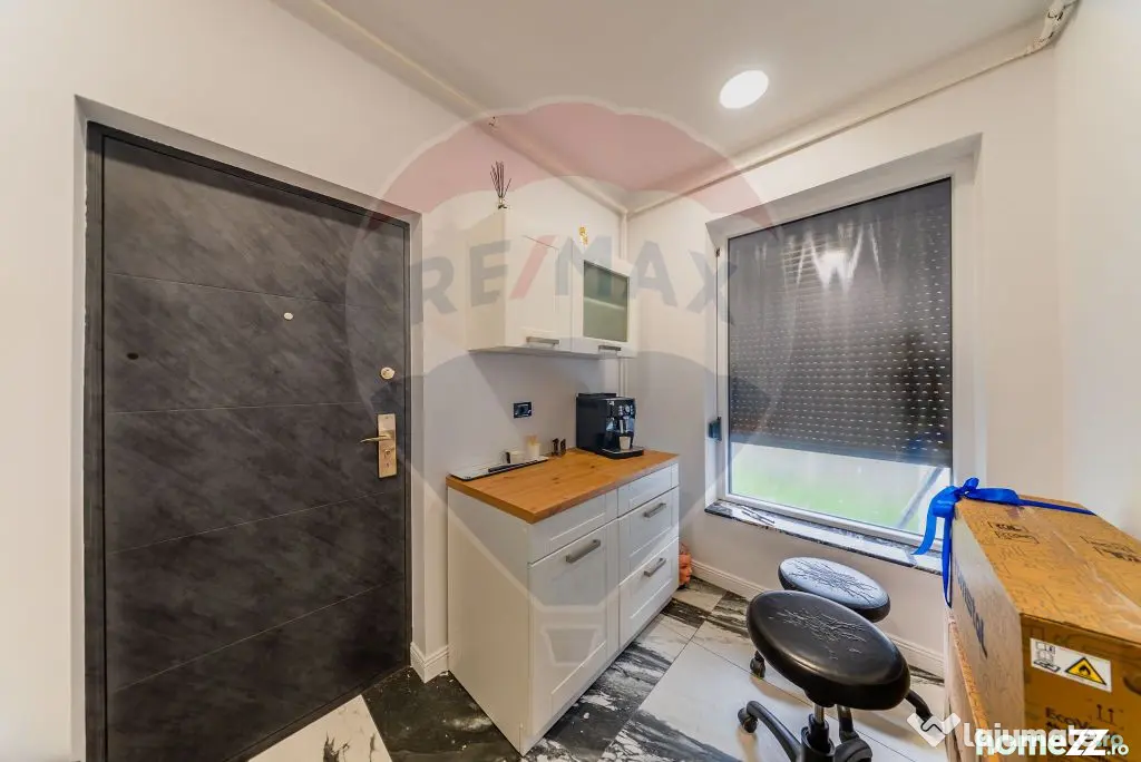 Barber shop complet echipat – funcțional imediat, Mica...