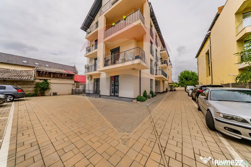 Barber shop complet echipat – funcțional imediat, Mica...