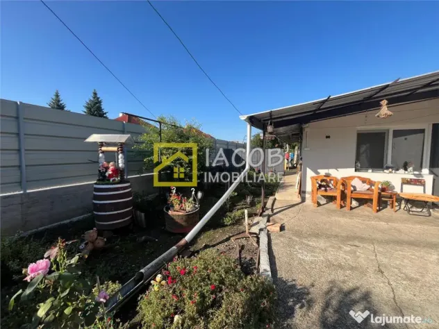Casa pe parter cu 1010 mp teren, magazie, beci, strada Buceg