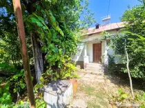 Casa , teren intravilan Urlueni Barla Arges