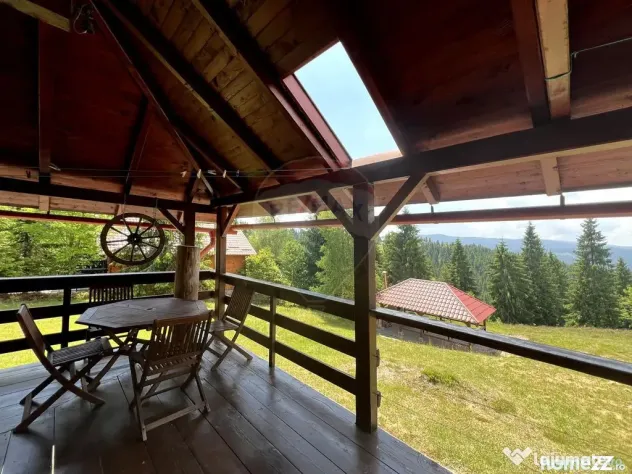 Casă de vacanță, de vânzare, pretabilă locuință sa...