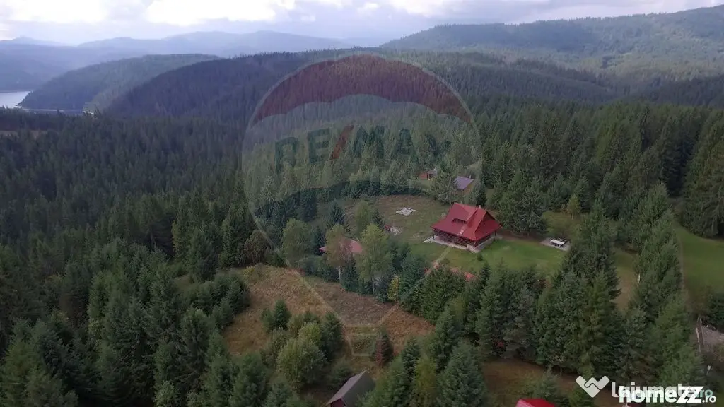 Casă de vacanță, de vânzare, pretabilă locuință sa...
