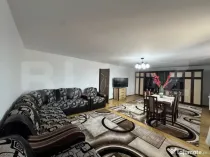 Casa cu 6 camere in Cristur, 287mp